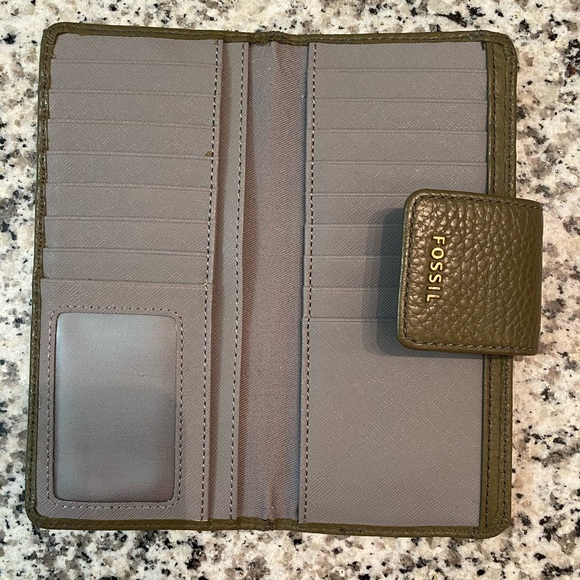 Fossil Wallet - Picture 3 of 3